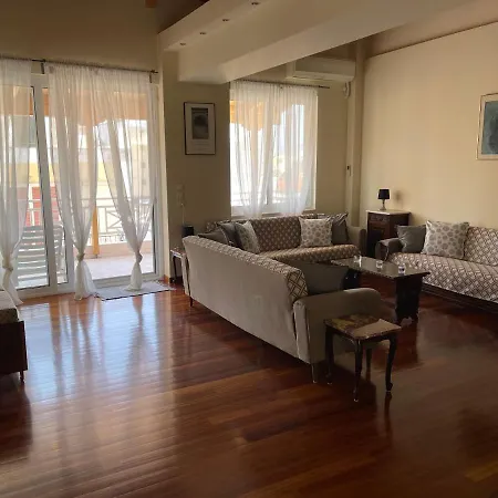 Azure Retreat Apartment *