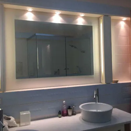 Apartment Azure Retreat