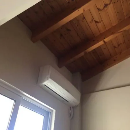 Azure Retreat شقة لوتراكي