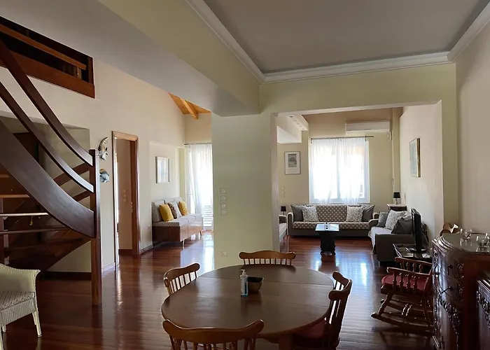 Azure Retreat アパート